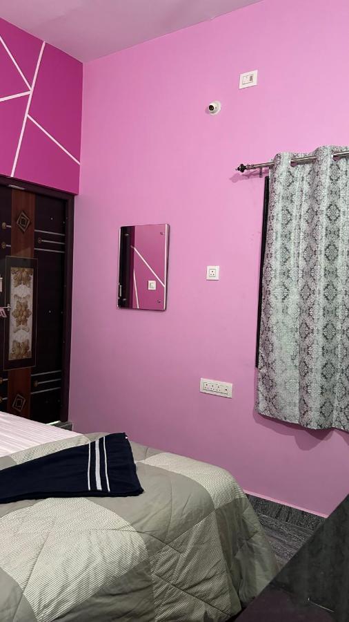 Supritha Homestay هامبي المظهر الخارجي الصورة