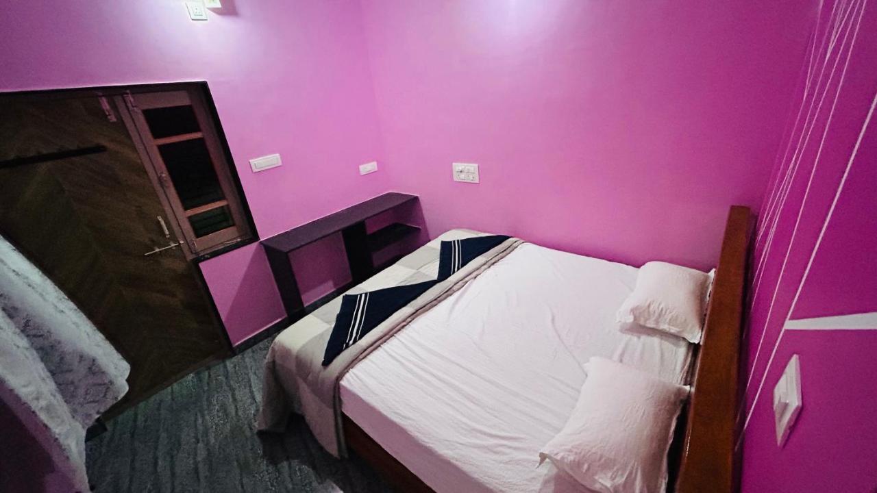 Supritha Homestay هامبي المظهر الخارجي الصورة
